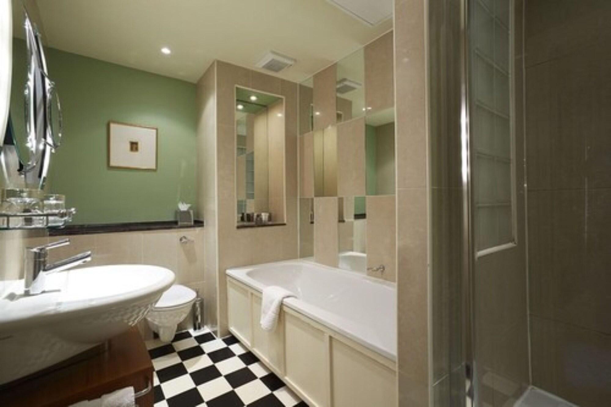 Angel Hotel Bury St. Edmunds Ngoại thất bức ảnh
